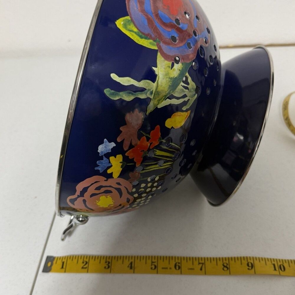 The Pioneer Woman Colander Classic Charm Strainer 5 Quart Blue Stainless Steel - Picture 8 of 10
